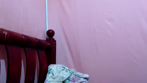 Betina online show from December 22, 2025, 5:15 am