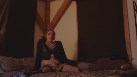 Snapshot of betsybradcock chatting on February 5, 2026, 4:39 am Betsy online show from February 5, 2026, 4:39 am