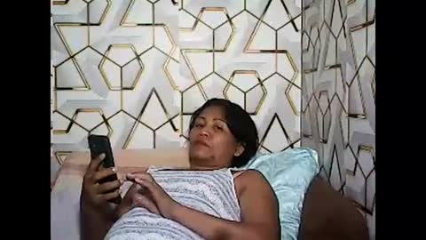 betty_83 online show from April 7, 2026, 11:43 am