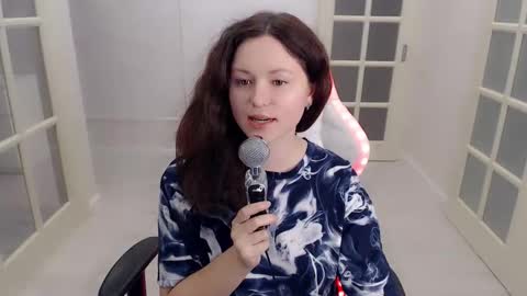 Snapshot of bettystar_ chatting on November 26, 2025, 5:25 pm Betty online show from November 26, 2025, 5:25 pm