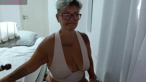 bibiana online show from May 24, 2026, 3:06 pm