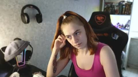 Snapshot of beverly_yay chatting on April 28, 2026, 3:28 pm beverly_yay online show from April 28, 2026, 3:28 pm