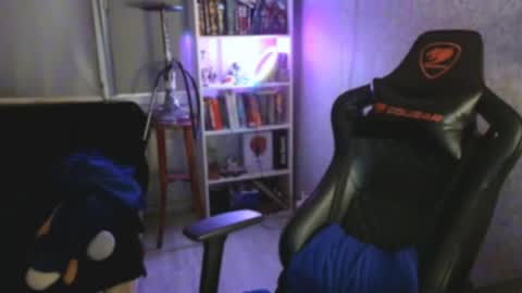 Snapshot of beverly_yay chatting on May 8, 2026, 9:31 pm beverly_yay online show from May 8, 2026, 9:31 pm