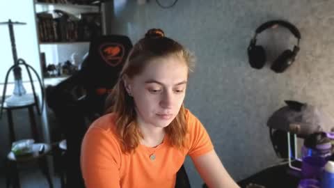 Snapshot of beverly_yay chatting on May 14, 2026, 4:58 pm beverly_yay online show from May 14, 2026, 4:58 pm