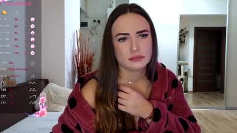   BeyonceDoll       Twitter DollBeyonce    online show from December 5, 2025, 2:58 pm