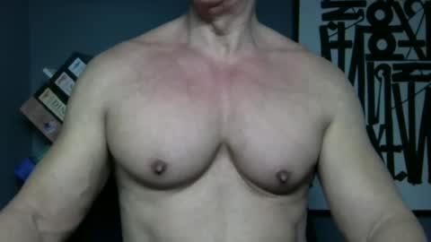 BGDKMUSCLEGUY - SELECTED BY CHATURBATE AS A TOP BROADCASTER FOR 2023 online show from June 4, 2026, 4:02 pm