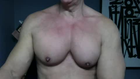 BGDKMUSCLEGUY - SELECTED BY CHATURBATE AS A TOP BROADCASTER FOR 2023 online show from June 25, 2026, 6:12 pm