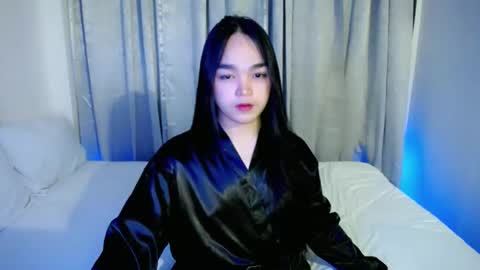 Snapshot of bhabytrans69 chatting on January 19, 2025, 5:28 pm BHABY 3 online show from January 19, 2025, 5:28 pm