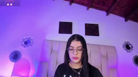 Snapshot of bianca_zaens1 chatting on January 3, 2025, 11:57 am B I A N C A online show from January 3, 2025, 11:57 am