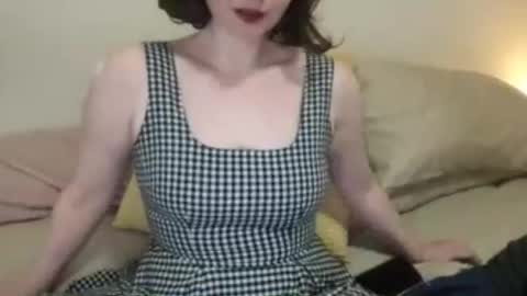 Snapshot of bibibi999 chatting on June 15, 2026, 11:51 pm Rose online show from June 15, 2026, 11:51 pm