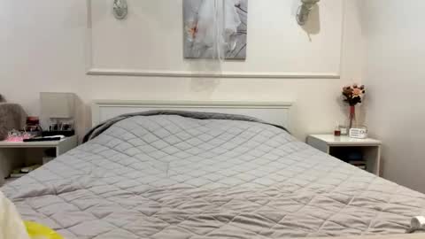 Eva online show from December 19, 2025, 2:35 pm