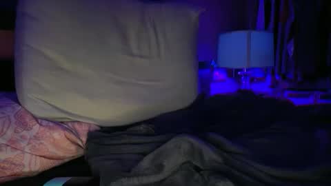 bidaddy83 online show from December 18, 2025, 9:59 am