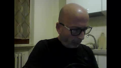 Snapshot of big23italy chatting on May 2, 2026, 6:46 pm big23italy online show from May 2, 2026, 6:46 pm