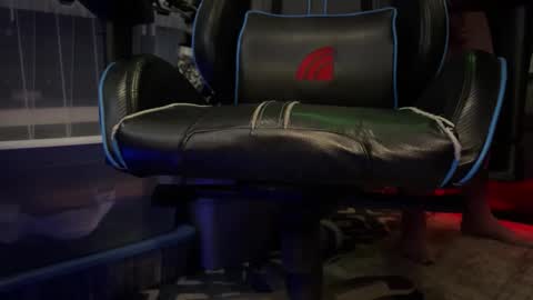 Big Bent Cock online show from October 23, 2025, 11:31 am