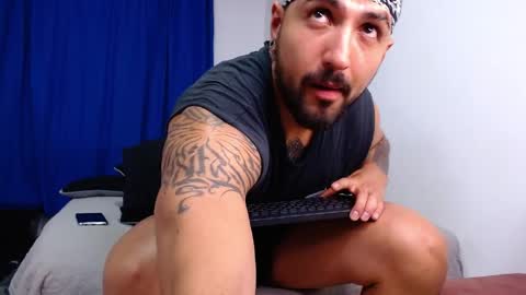 big_niiko online show from April 21, 2026, 2:04 am