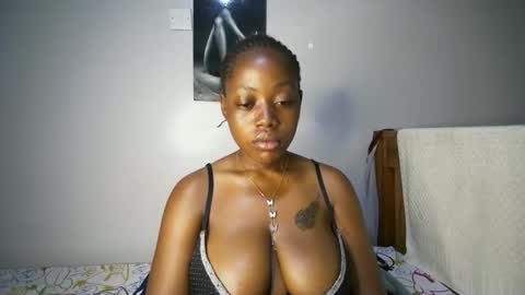 bigass001_ online show from November 13, 2025, 12:42 am