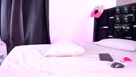 bigass_daya online show from July 15, 2026, 6:35 pm