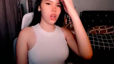 Snapshot of bigassslutdoll chatting on February 22, 2026, 4:05 pm Mia online show from February 22, 2026, 4:05 pm