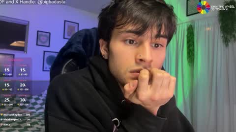 Asta online show from January 22, 2025, 7:57 am