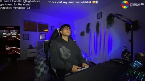 Asta online show from March 12, 2025, 3:57 am