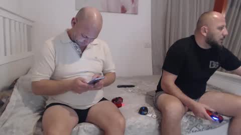 bigballs2403 online show from January 3, 2025, 6:14 pm