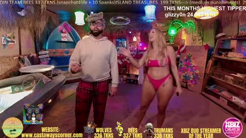 Snapshot of bigbananamilfshake chatting on December 21, 2024, 5:03 am Mya and Angelo online show from December 21, 2024, 5:03 am