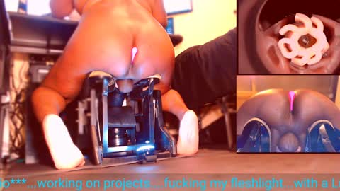 Snapshot of bigblackbitchboy chatting on December 31, 2024, 6:46 pm your filthy fuck pig online show from December 31, 2024, 6:46 pm