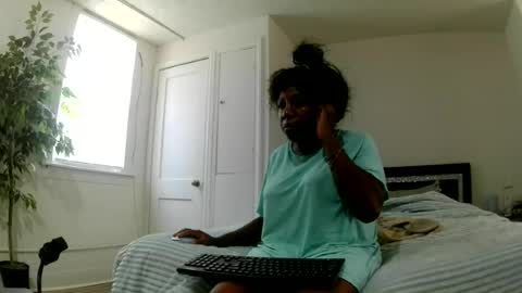 Snapshot of bigboobs_bouncin chatting on July 26, 2026, 6:59 pm Ashley online show from July 26, 2026, 6:59 pm