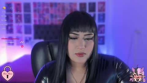 bigboobs cloe online show from October 22, 2025, 4:35 am