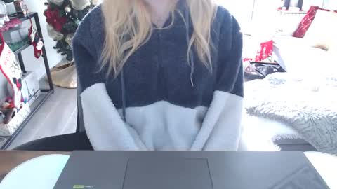 bigboobs_cutie online show from January 27, 2025, 5:48 pm