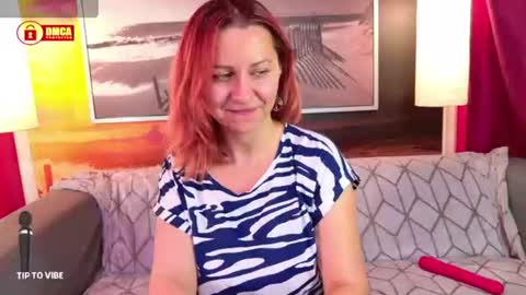 Snapshot of bigboobsarri chatting on June 12, 2026, 10:36 am BigBoobsArri online show from June 12, 2026, 10:36 am