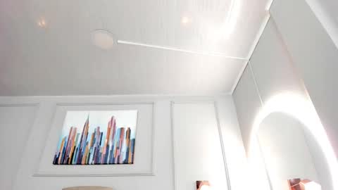   online show from April 17, 2026, 10:07 am