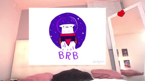 Snapshot of bigbooty_mommy chatting on December 18, 2024, 12:54 am Mia online show from December 18, 2024, 12:54 am