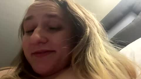 bigbootybichez online show from February 20, 2026, 6:26 am