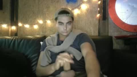 Snapshot of bigboybelgium4 chatting on September 15, 2025, 10:37 am bigboybelgium4 online show from September 15, 2025, 10:37 am