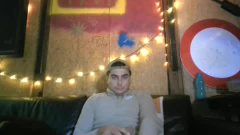 Snapshot of bigboybelgium4 chatting on September 29, 2025, 10:31 am bigboybelgium4 online show from September 29, 2025, 10:31 am