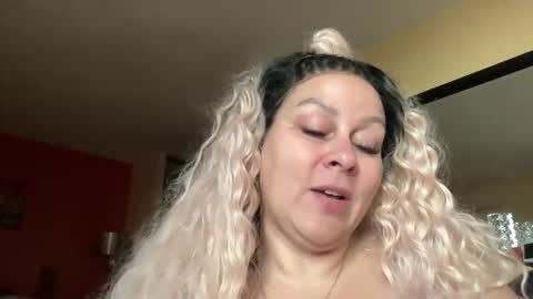 Snapshot of bigbreastsabrina chatting on May 22, 2026, 12:33 pm BIG BREAST SABRINA online show from May 22, 2026, 12:33 pm