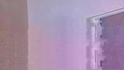 bigbumlover2377 online show from November 6, 2025, 10:54 pm