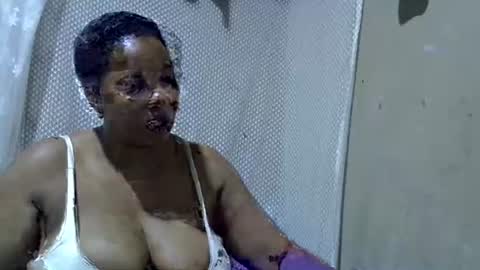 bigclit_wethairypus online show from June 30, 2026, 6:09 pm