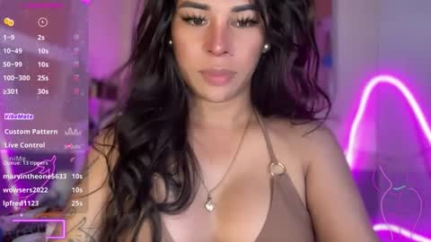 queen amanda online show from October 6, 2025, 6:55 am