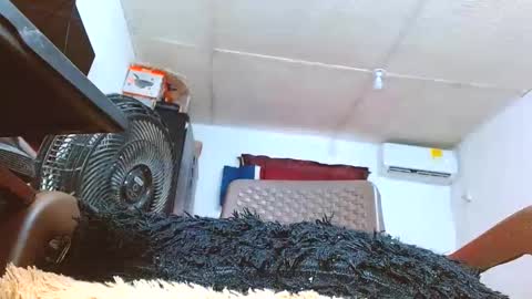 ADHARA DONADO online show from June 3, 2026, 2:44 pm