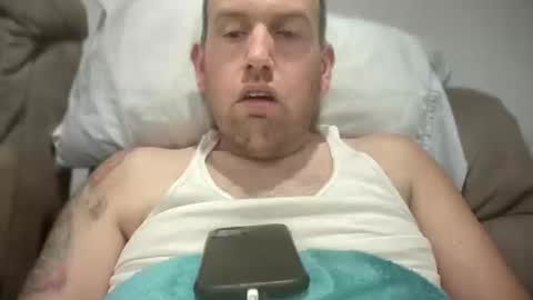 Snapshot of bigcocksuckingslut chatting on December 28, 2024, 2:11 am bigcocksuckingslut online show from December 28, 2024, 2:11 am