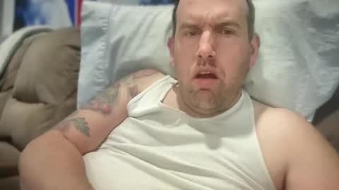 Snapshot of bigcocksuckingslut chatting on March 9, 2025, 9:36 pm bigcocksuckingslut online show from March 9, 2025, 9:36 pm