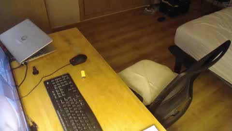 bigcok35spain online show from September 12, 2025, 7:41 am