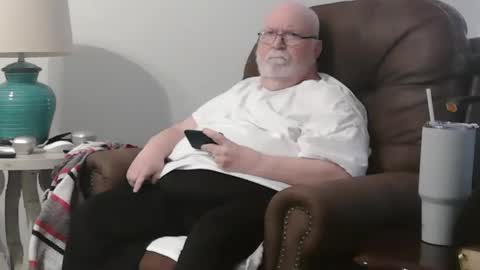 Craig online show from January 1, 2025, 9:52 pm