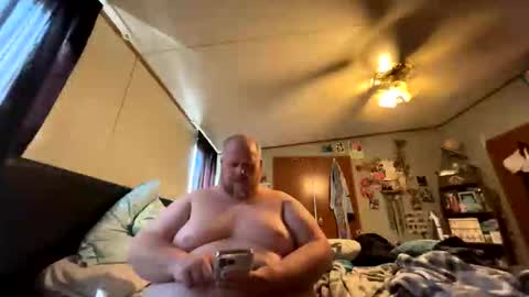 Snapshot of bigcummer4u803 chatting on September 21, 2025, 8:32 pm Tiny online show from September 21, 2025, 8:32 pm