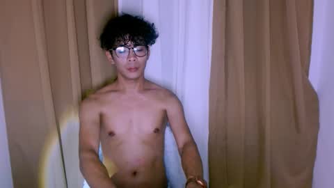 bigdickasian_gay online show from October 13, 2025, 5:40 am