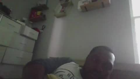 Snapshot of bigdickmuff chatting on May 14, 2026, 11:28 am bigdickmuff online show from May 14, 2026, 11:28 am