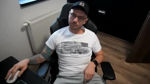 bigdikrogue online show from July 19, 2026, 9:24 am