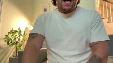 Snapshot of bigdmatty31 chatting on November 16, 2025, 11:10 pm bigdmatty31 online show from November 16, 2025, 11:10 pm